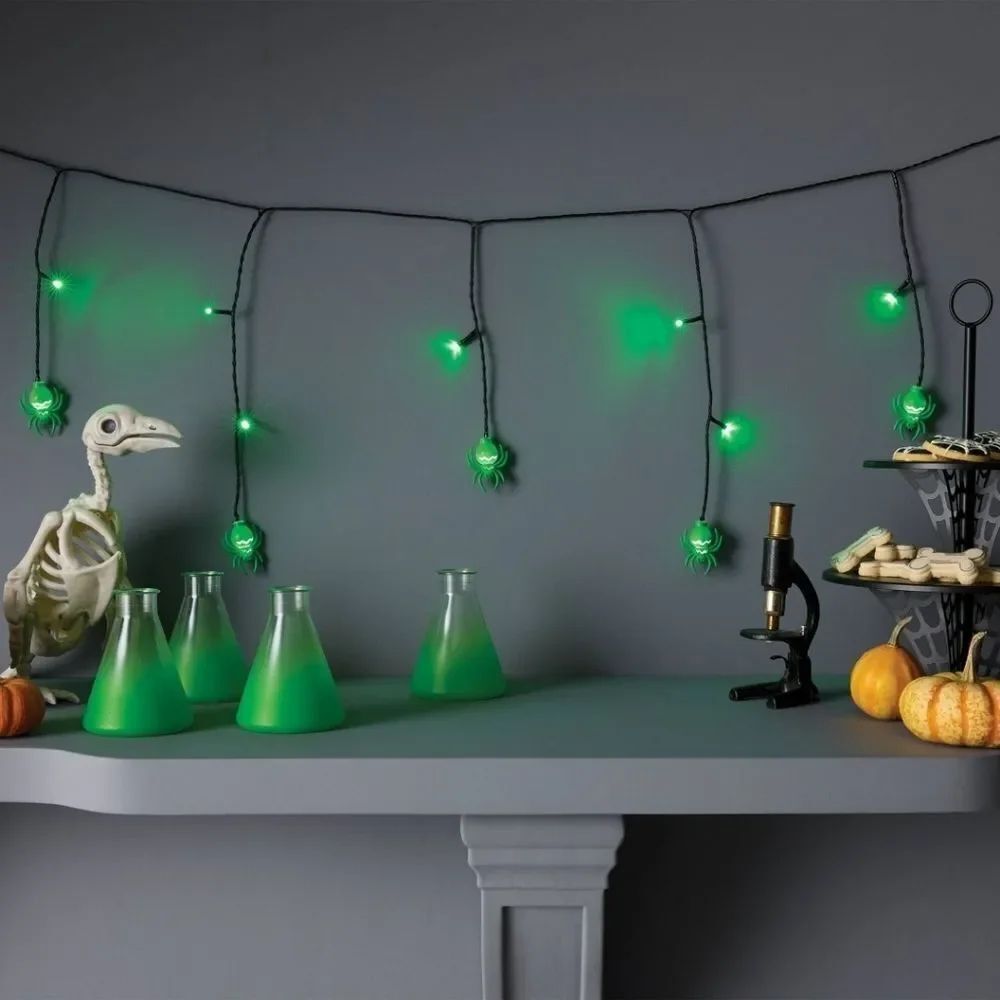 20ct Plastic Die Cut Spider Indoor Outdoor Novelty Icicle String Lights Green